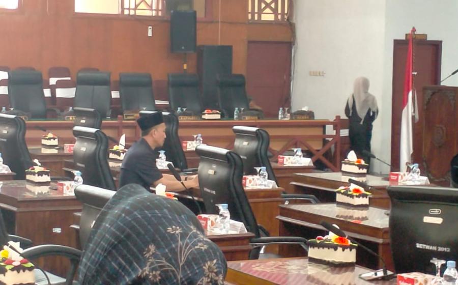 aminnuddin hadil awal waktu rapat paripurna DPRD kaur