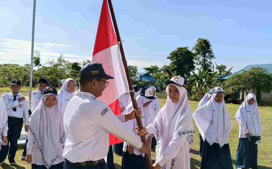 serah terima kepengurusan lama dengan yang baru